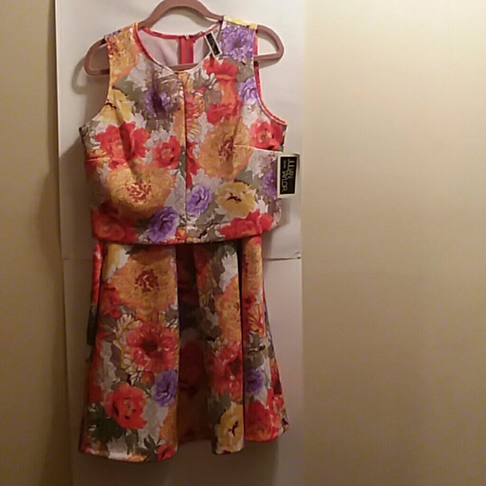 JULIAN TAYLOR TWO-PIECE TOP AND SKIRT SET, SIZE 16 - Picture 1 of 6